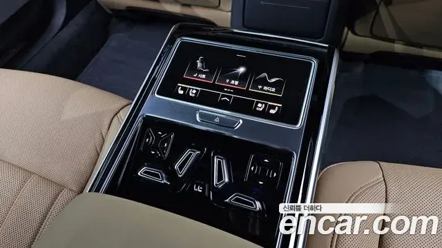 Audi A8 2021 — Şəkil 9/37
