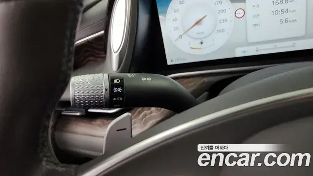 Genesis G90 2022 — ფოტო 17/40