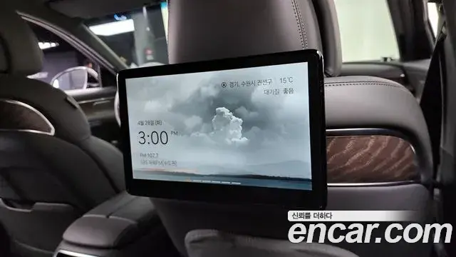 Genesis G90 2022 — ფოტო 12/40