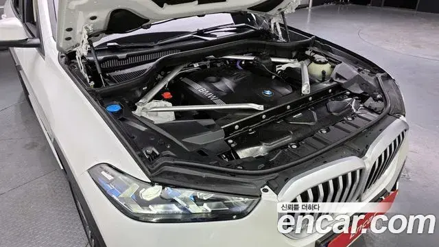 BMW X5 2025 — ფოტო 21/36