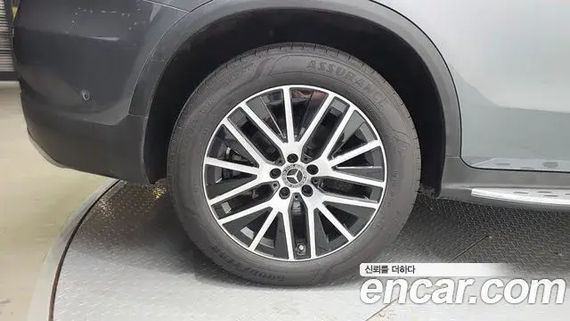 Mercedes-Benz GLC-Class 2020 — Фото 5/20