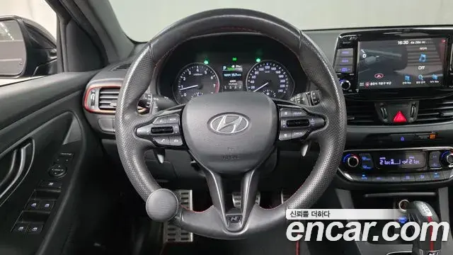 Hyundai i30 2020 — Фото 13/20