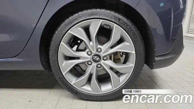 Hyundai i30 2020 — ფოტო 15/30