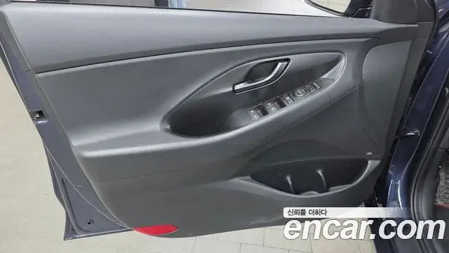 Hyundai i30 2020 — ფოტო 7/30