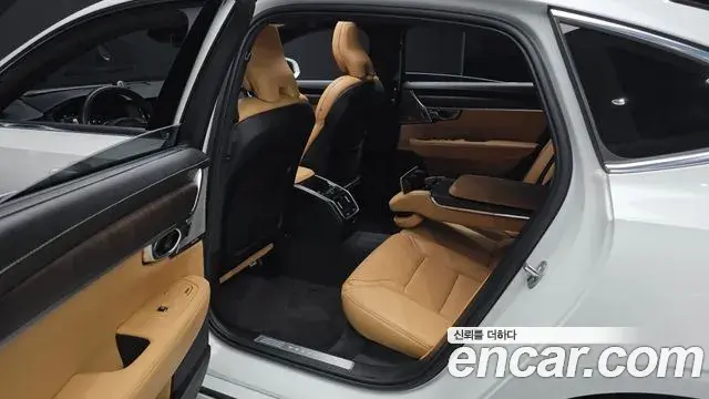 Volvo S90 2022 — Şəkil 1/40