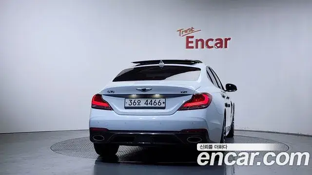 Genesis G70 2018 — ფოტო 2/36