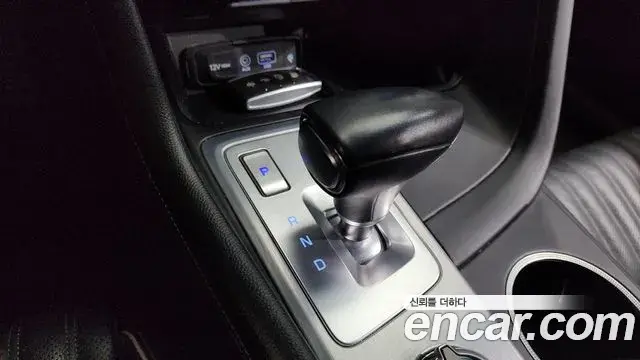 Genesis G70 2018 — ფოტო 19/36