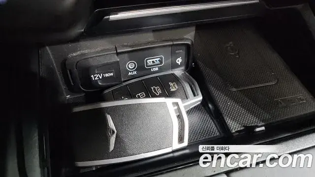 Genesis G70 2018 — ფოტო 10/36
