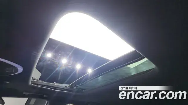 Genesis G70 2018 — ფოტო 24/36