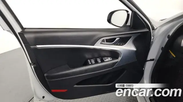 Genesis G70 2018 — ფოტო 4/36