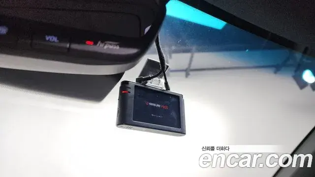 Genesis G70 2018 — ფოტო 12/36