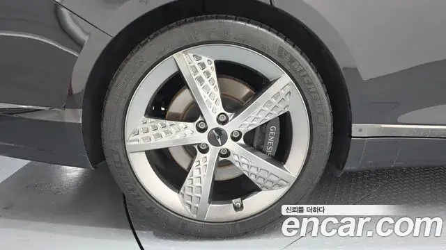 Genesis G80 2024 — ფოტო 17/20