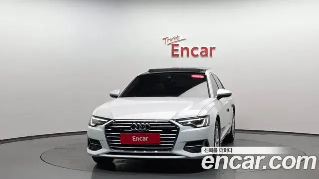 Audi A6 2022 — ფოტო 13/32