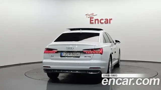 Audi A6 2022 — ფოტო 12/32