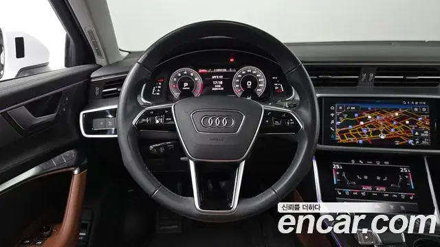 Audi A6 2022 — ფოტო 6/32