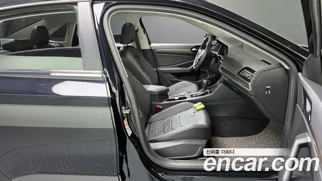 Volkswagen Jetta 2021 — Şəkil 14/50