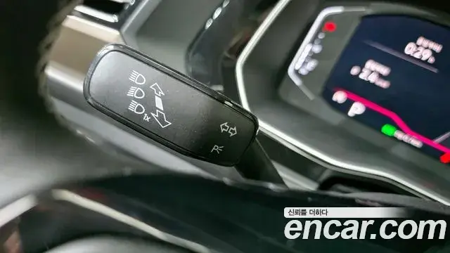 Volkswagen Jetta 2021 — Şəkil 24/50