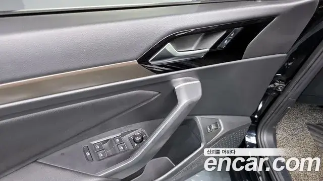 Volkswagen Jetta 2021 — Şəkil 39/50