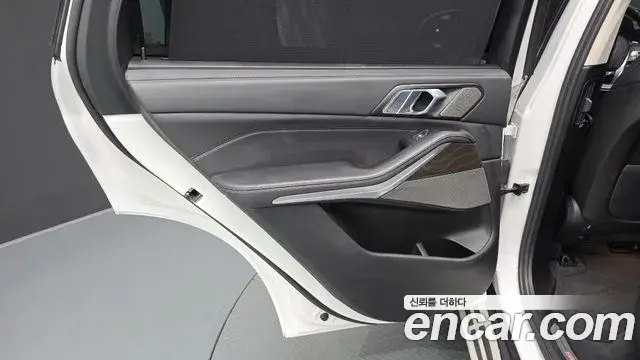 BMW X5 2022 — ფოტო 9/34