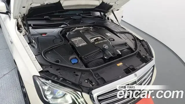 Mercedes-Benz S-Class 2018 — Photo 6/20