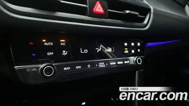 Kia Seltos 2024 — ფოტო 9/30