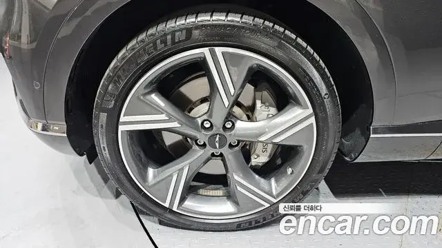 Genesis GV80 2024 — ფოტო 13/20