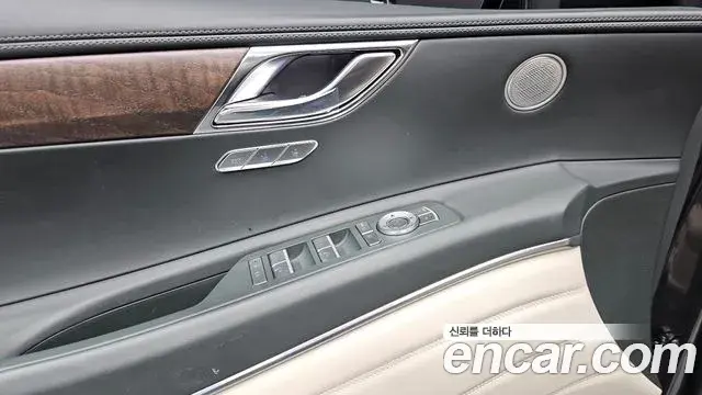 Genesis GV80 2024 — ფოტო 17/20