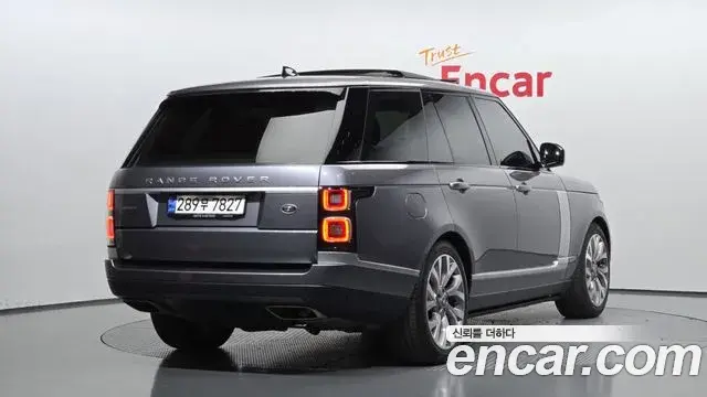 Land Rover Range Rover 2021 — ფოტო 10/20