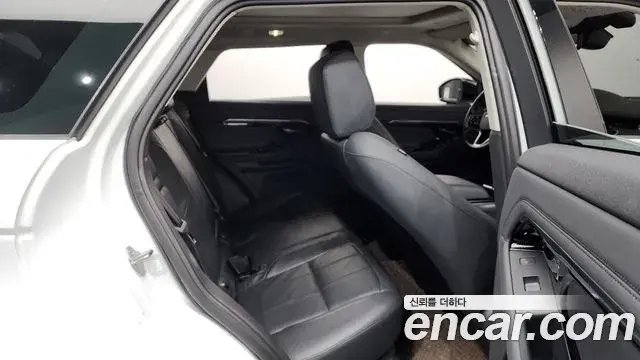 Land Rover Range Rover Evoque 2022 — Photo 16/20