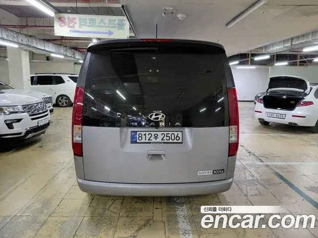Hyundai Staria 2025 — Фото 4/19