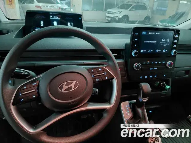 Hyundai Staria 2025 — Фото 7/19