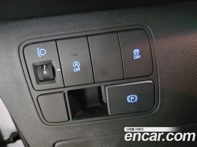 Hyundai Staria 2025 — Фото 12/19