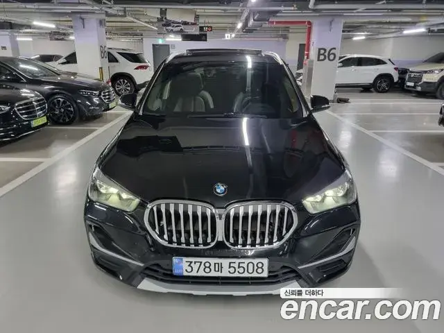 BMW X1 2022 — ფოტო 5/19