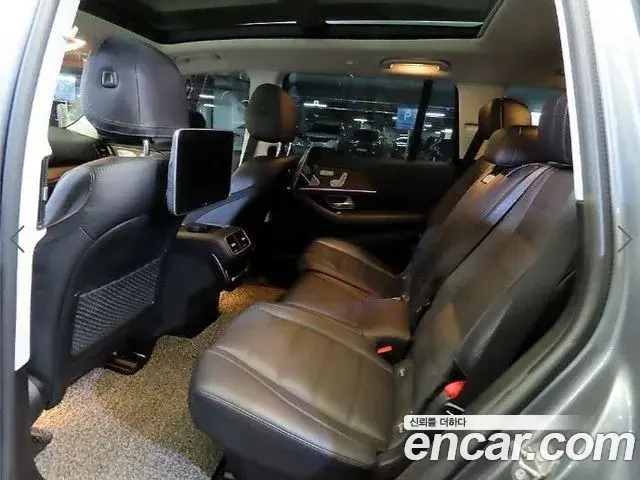 Mercedes-Benz GLS-Class 2020 — ფოტო 7/20