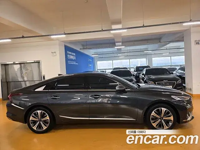 Kia K8 2021 — ფოტო 8/20