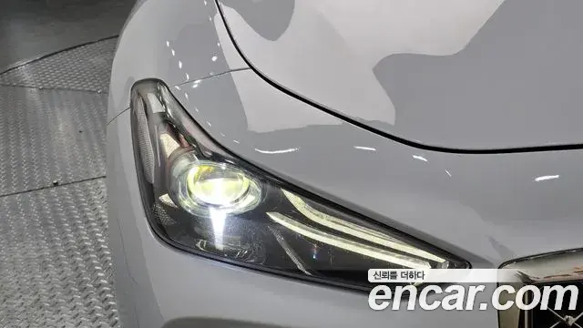 Genesis G70 2018 — Şəkil 24/30