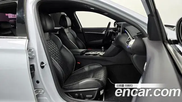 Genesis G70 2018 — Şəkil 9/30
