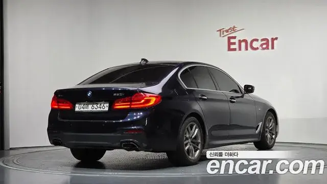 BMW 5 Series 2018 — Фото 2/20