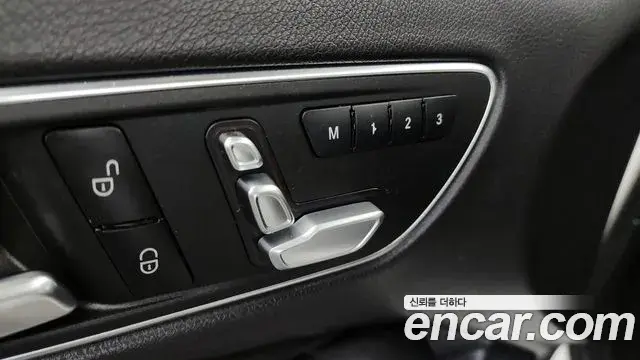 Mercedes-Benz GLA-Class 2019 — Фото 18/20