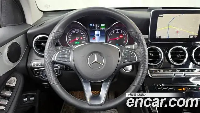 Mercedes-Benz GLC-Class 2018 — Фото 13/20