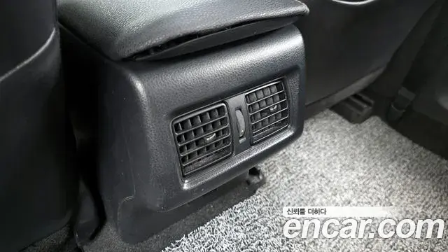 Toyota Camry 2019 — Photo 20/28