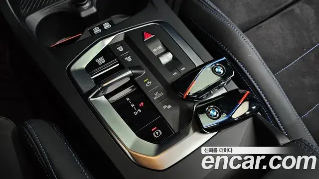 BMW 1 Series 2025 — Şəkil 34/36