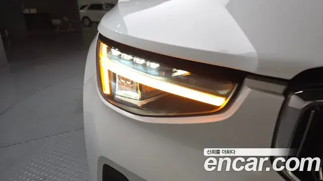 Volvo XC40 2022 — Şəkil 33/33