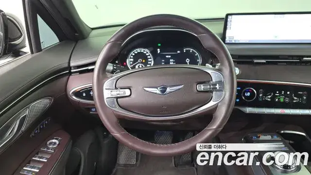 Genesis GV70 2021 — Photo 12/35