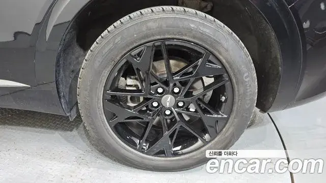 Genesis GV70 2021 — Photo 3/35