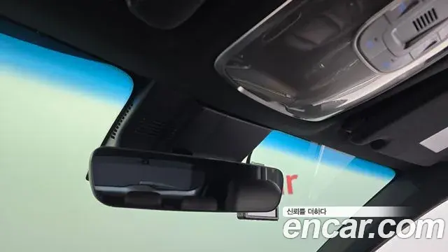 Genesis GV70 2021 — Photo 25/35