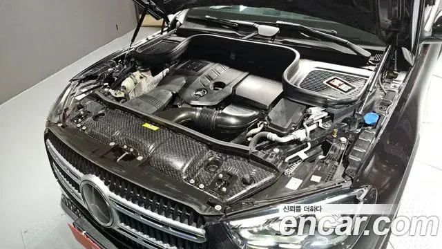 Mercedes-Benz GLE-Class 2024 — ფოტო 25/34