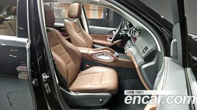 Mercedes-Benz GLE-Class 2024 — ფოტო 6/34