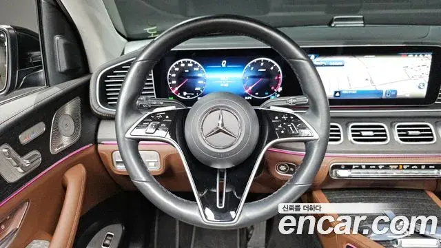 Mercedes-Benz GLE-Class 2024 — ფოტო 7/34