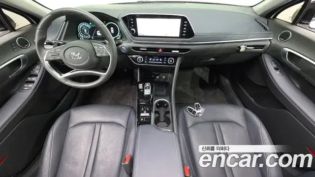 Hyundai Sonata 2019 — Photo 7/20